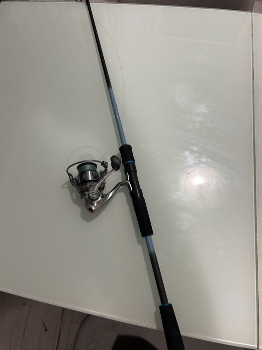 Спининг въдица 3-15+подарък кутия с примамки