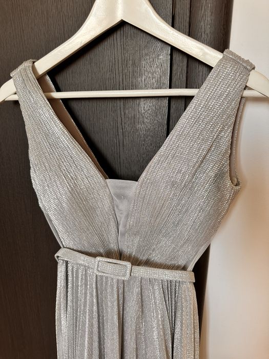 Rochie pt evenimente, curea in talie, Argintie, Marime 36, Noua