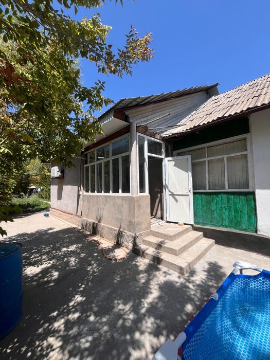 Срочно продается дом,8 соток Иличь атакент Бекжанов 35 договорная цена