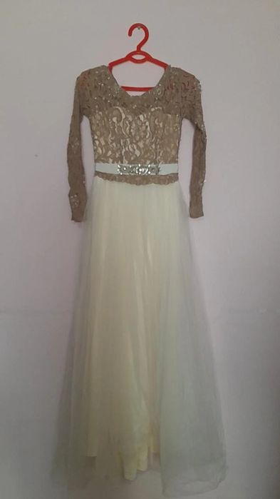 Вечерний платье продаётся