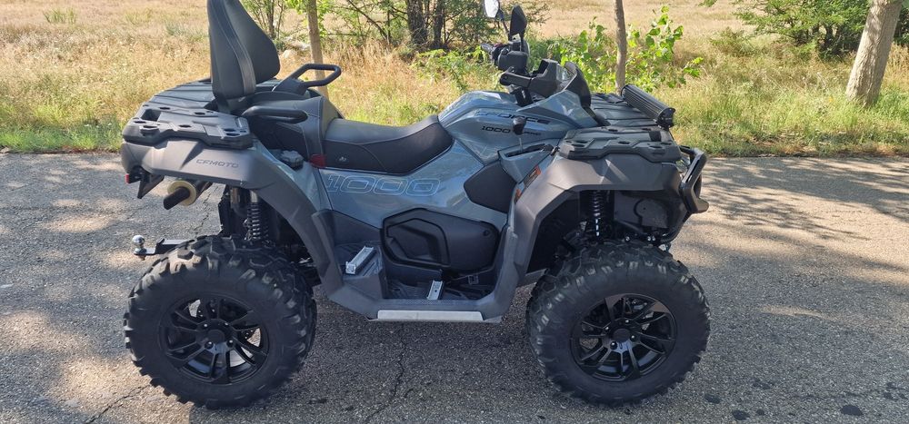 ATV CF moto X10.