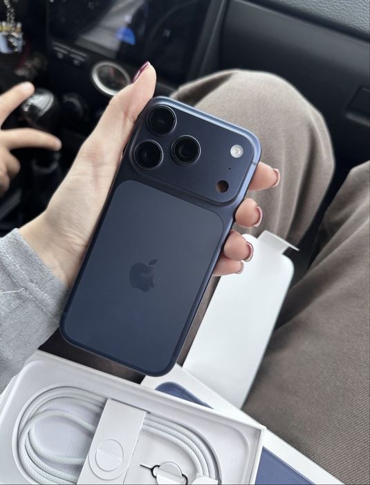 Iphone 17 pro 94% EAC