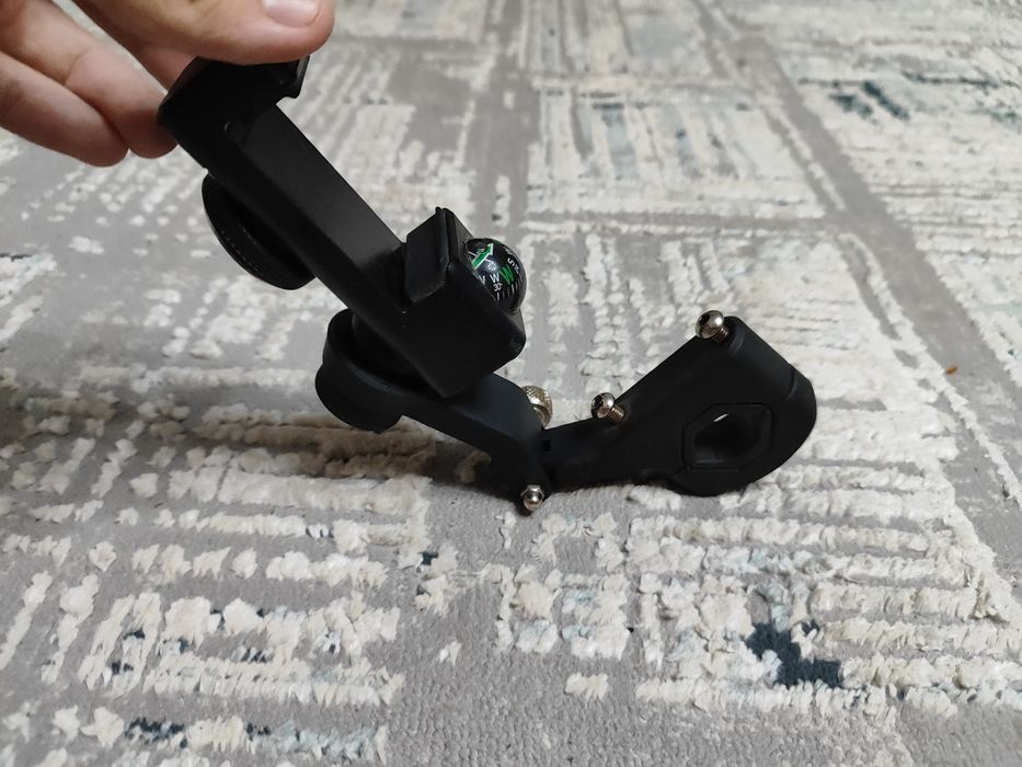 Держатель смартфона для великов и др.