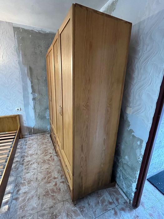 Комплект мебели за обзавеждане на спалня