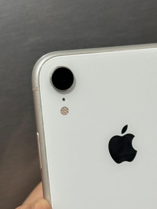 Продам Айфон Хр 128г