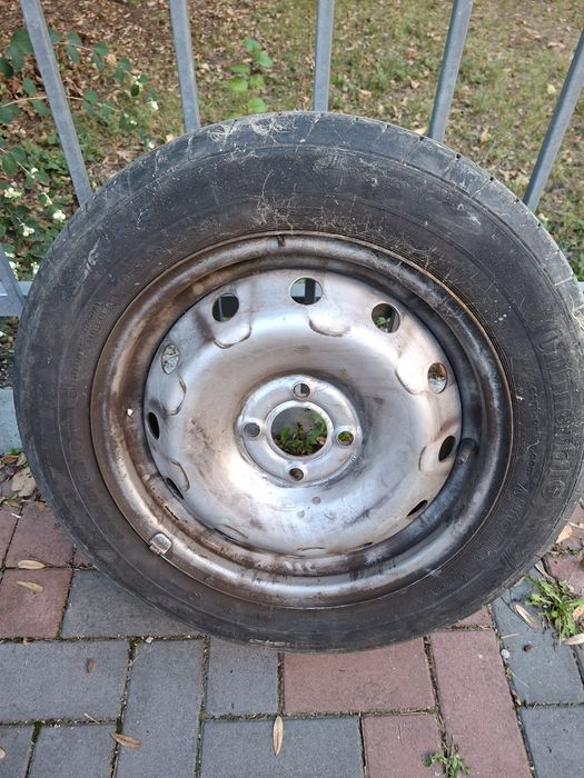 vand 4 jante tabla cu anvelope pentru logan 1