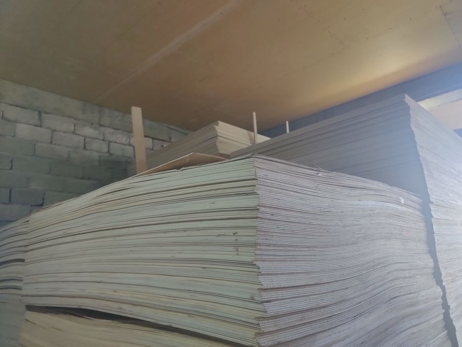 Фанера ФК 4 сорт толщиной  4,6,8,9,10,12,15мм