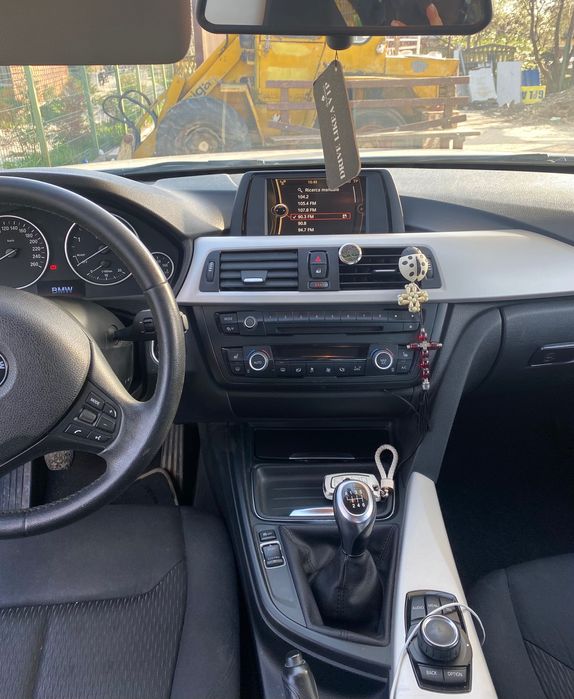 BMW seria 3 F30 berlina