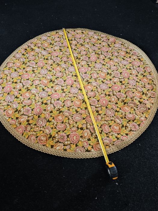 Fata de masa tip mileu cu fir metalic diametrul 120 cm