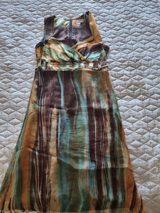 Рокля Дaнини - 42 номер S