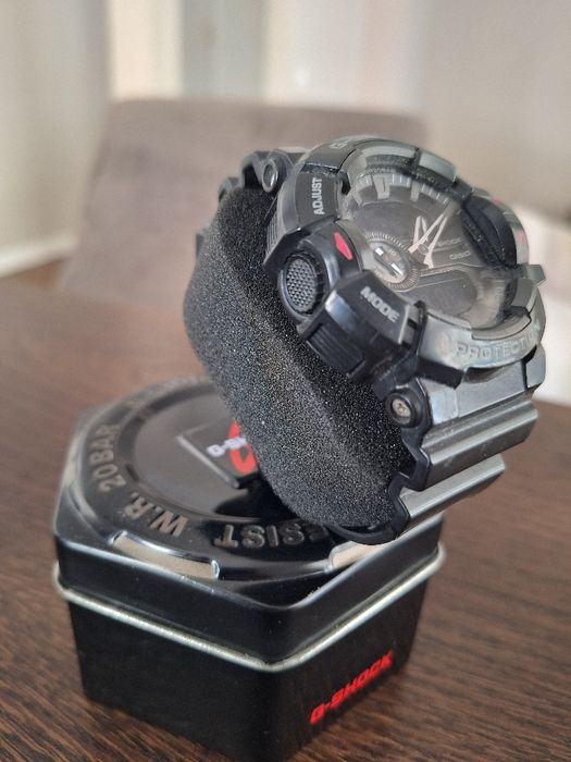 Casio G-Shock Black Bird GA-400-1BER