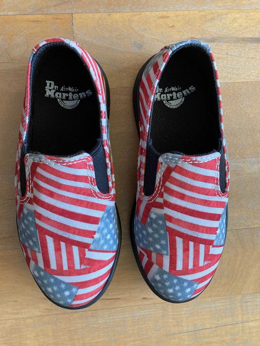 Детски обувки/пантофи Dr. Martens 27 нови