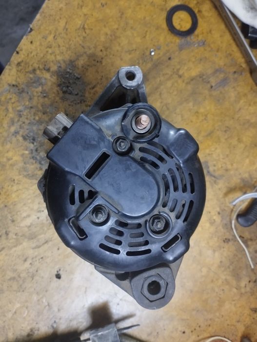 Продам генератор Альфард