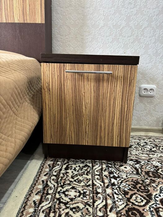 Продам спальный гарнитур