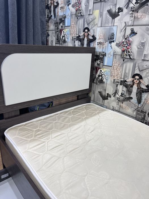 Односпальная кровать