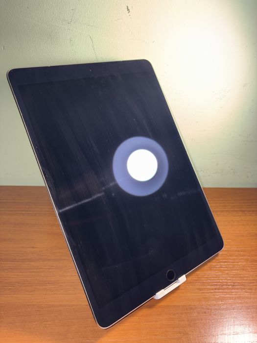 Ipad pro 10.5” 2018 wifi + cellular