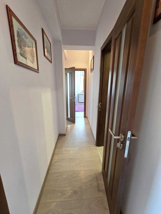 Обзаведен апартамент с 3 спални в Банско! Ниска такса поддръжка!