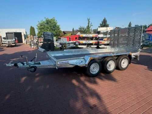 Remorca noua marca Niewiadow transport utilaje L406 / 3 axe / 3500 kg