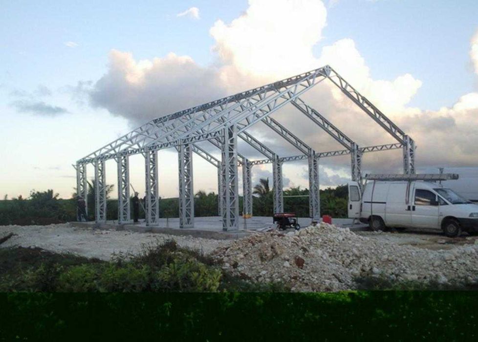 ЛИЗИНГ - Конструкции за автомивки на самообслужване 3 клетки +сервизно