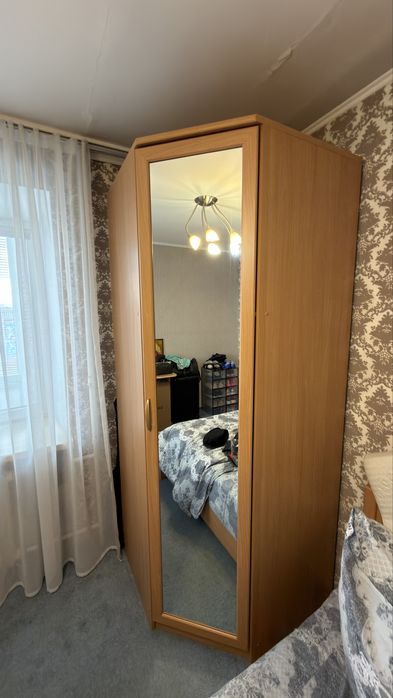 Угловой шкаф в спальню