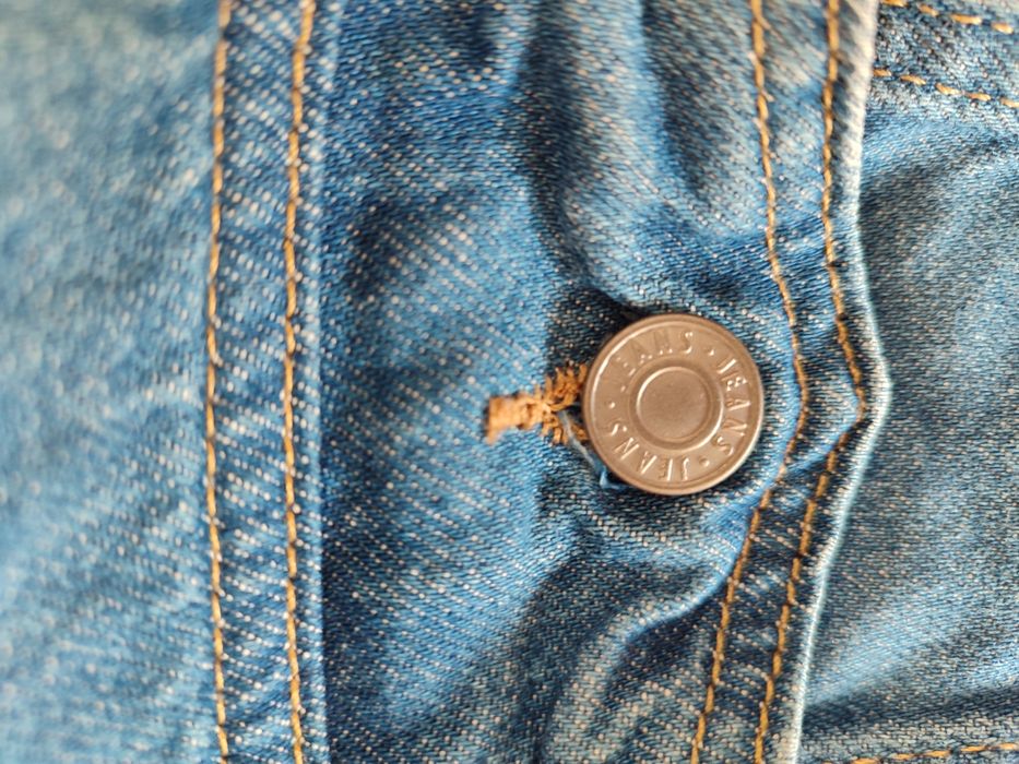 Дамско дънково елече