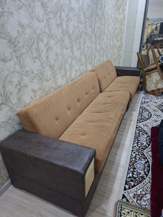 Продам большой длинный диван
