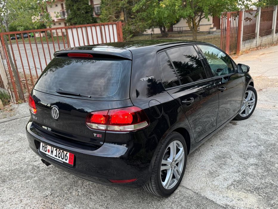 VOLKSWAGEN Golf 2010 — imagine 4