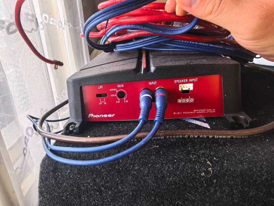 Субуфер с усилвател