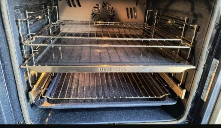 Фурна за вграждане "Samsung NV75N5671RS"