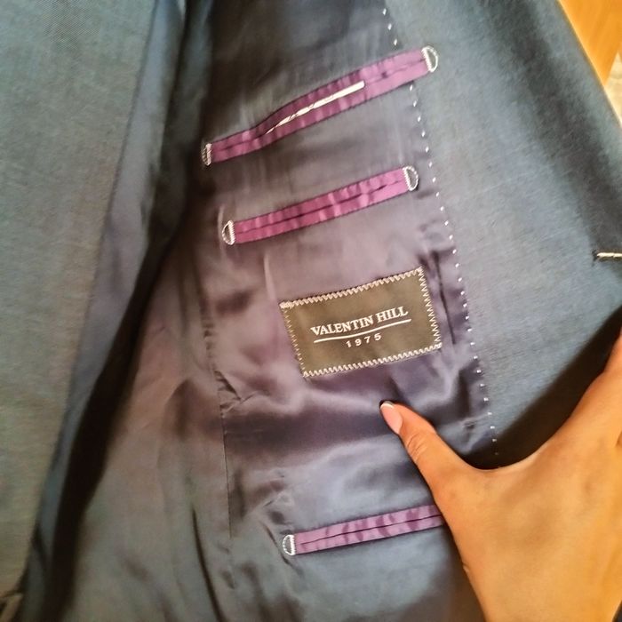 Продам мужской костюм