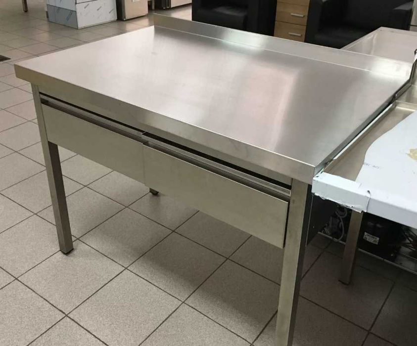 Стол из нержавеющей стали. Nerjaveyka Stol. Нержавейка от Metall Art