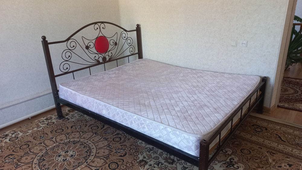 Кровать ётоқхона учун ҳолати яхши