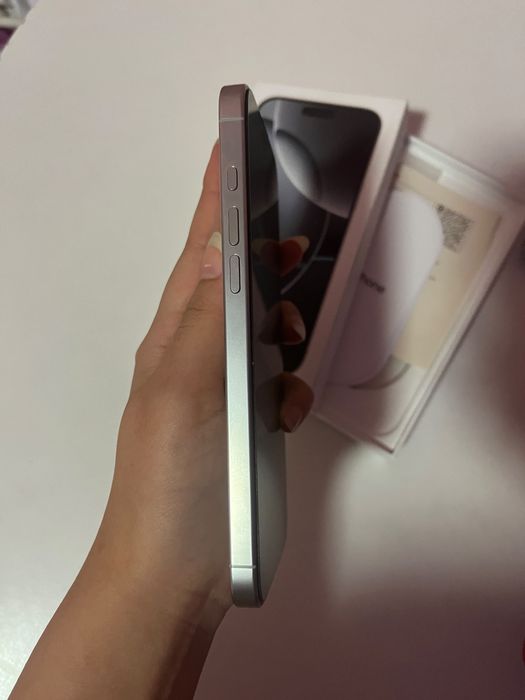 iPhone 16 pro max 256 gb