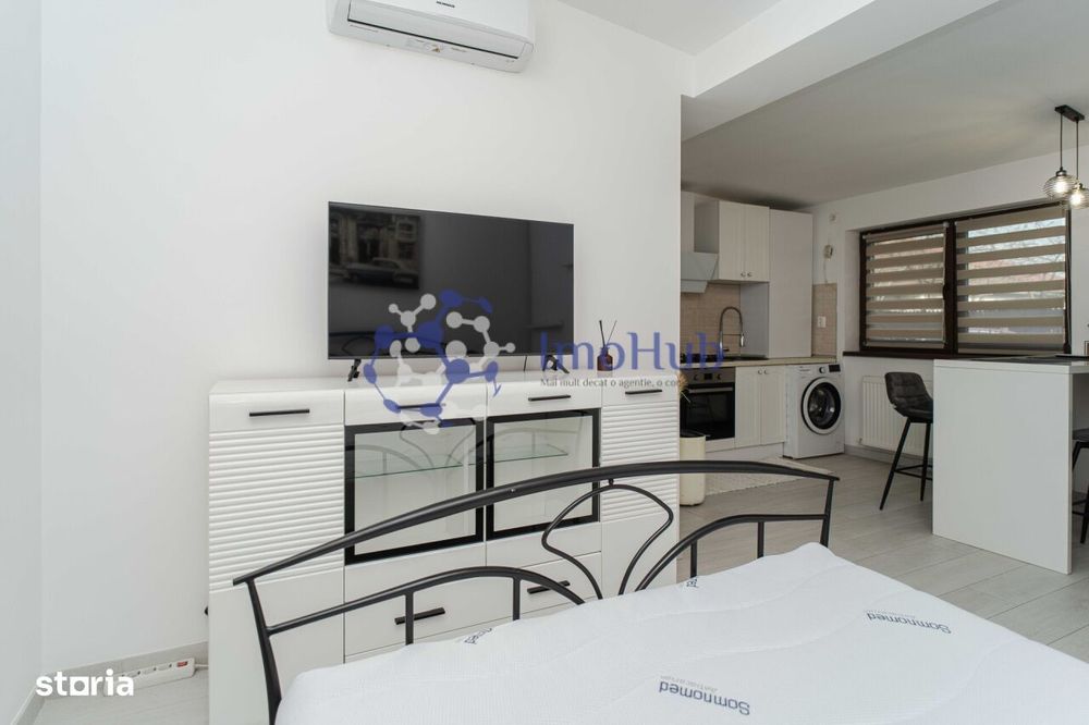 Ap. cu 1 camera, Ultracentral, curte si loc de parcare incluse!