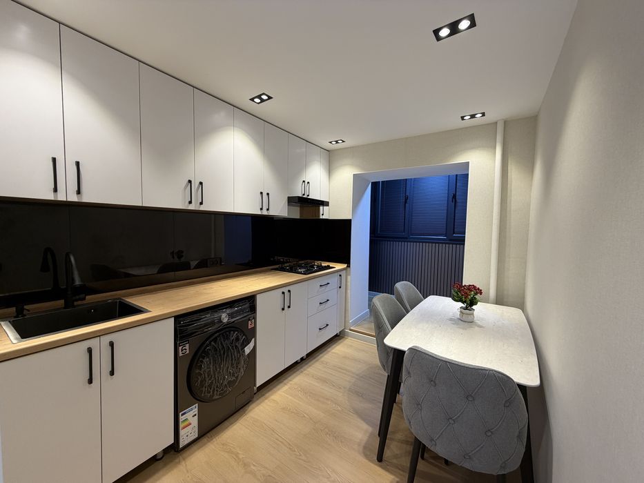 С В О Я. Ялангач Теннисные Корты 1/2/5 .кирпичный  Площадь 30м².58000$