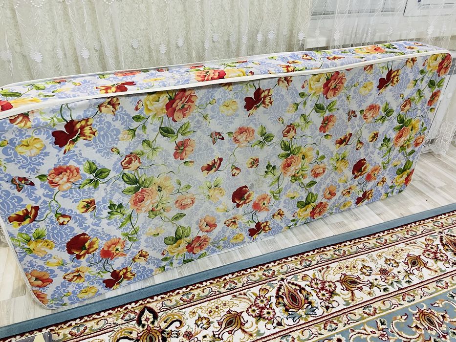 Продам кровать для девочек