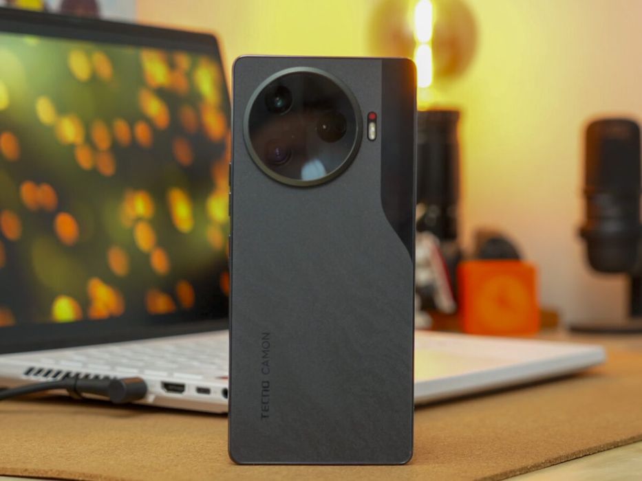 Обмен Tecno camon 30 8/256Gb