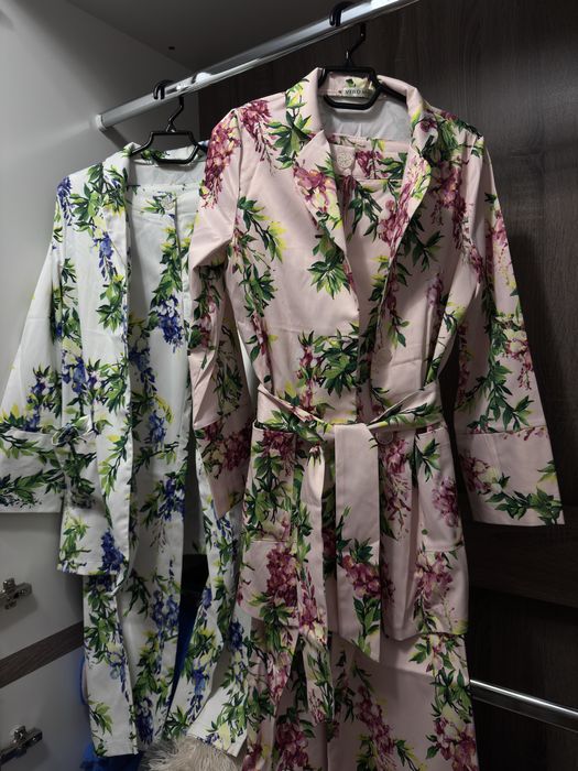 Женские костюмы на размер М