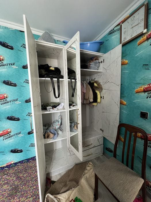 Продам шкаф для вещей.