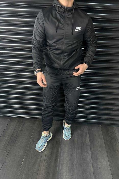 Trening NIKE Model NOU 2023 din Fâș l  Compleu Baieti/Barbati 2023