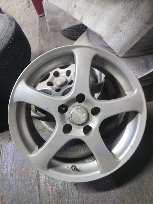 Диски тойота r16