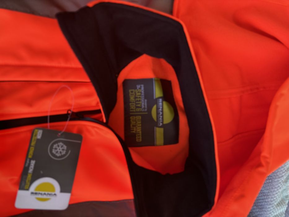 Geaca noua M si L Renania