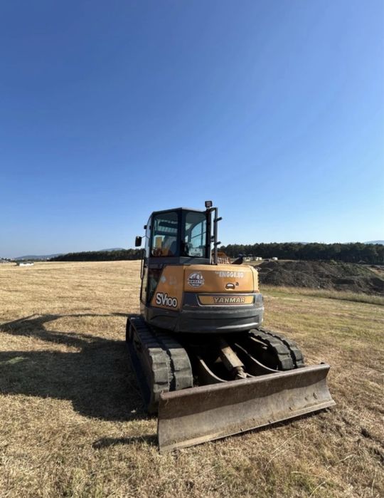 Верижен багер Yanmar SV100