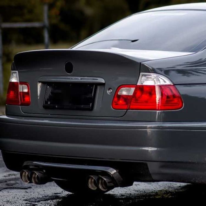 CSL Style спойлер за BMW E46 СЕДАН