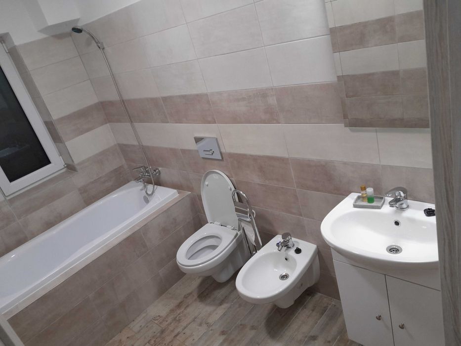 Inchiriez apartament 2 camere