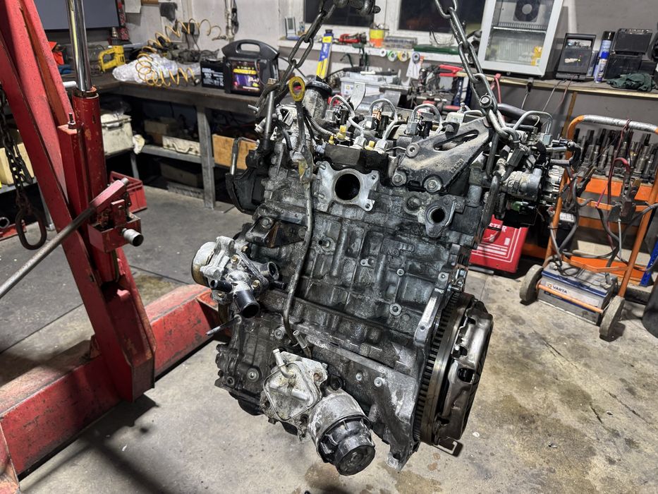 Motor toyota auris E18 1,4 D-4D 2014 euro 5 150.000 km cod 1ND-TV