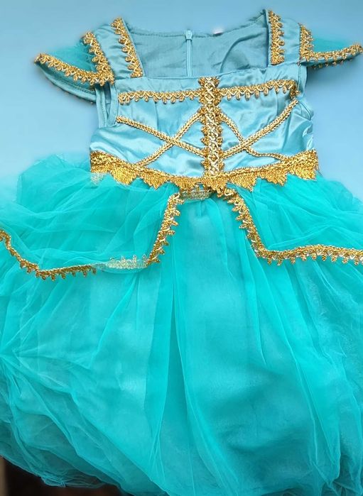 Светеща детска рокля с LED светлини в стил принцеса Жасмин