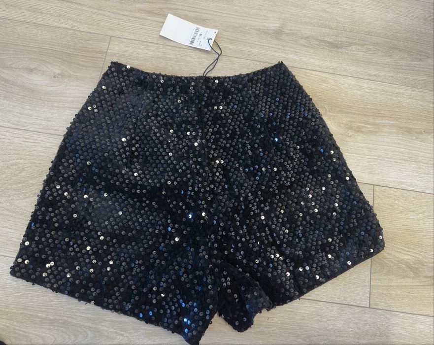 Pantaloni cu paiete