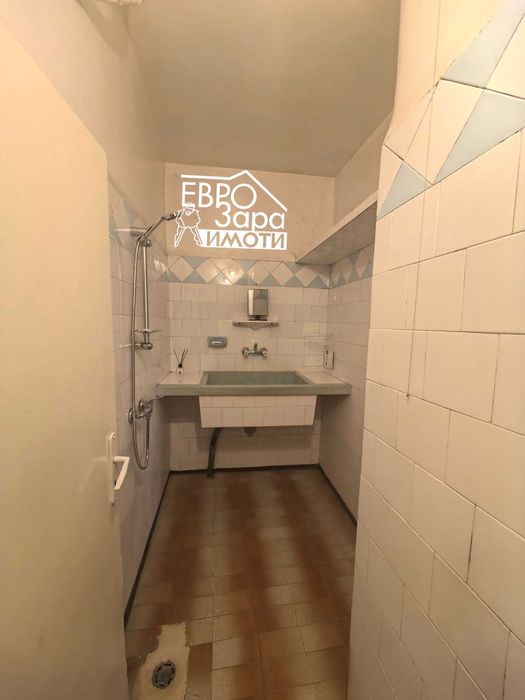 Тристаен апартамент под наем в района на Ресторант Царя