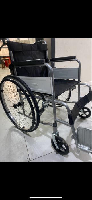 Продам инвалидную коляску